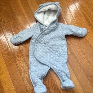 NB pram good condition